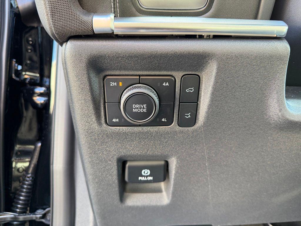 new 2025 Ford Expedition car, priced at $80,848