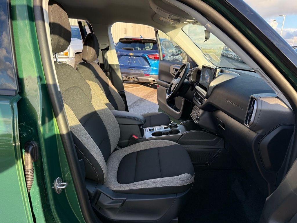 new 2025 Ford Bronco Sport car, priced at $30,102