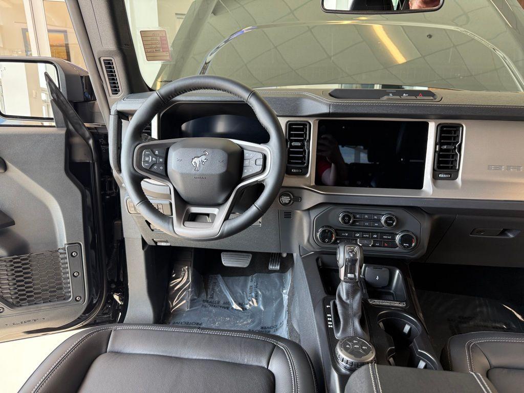 new 2025 Ford Bronco car, priced at $51,274