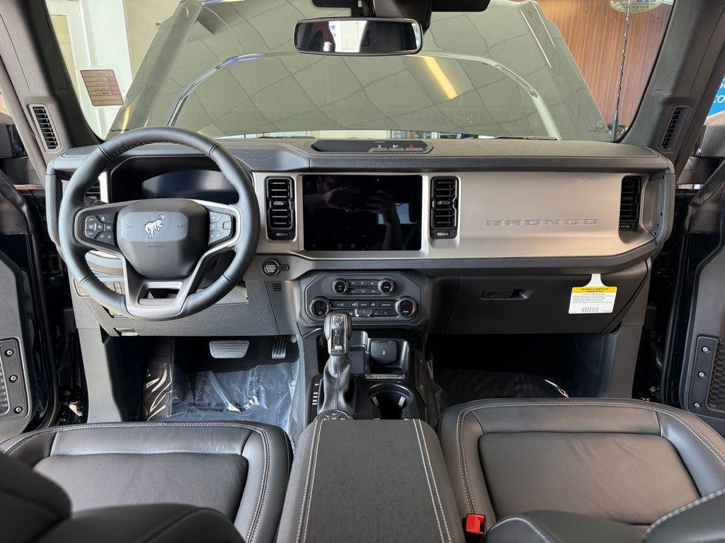 new 2025 Ford Bronco car, priced at $51,274