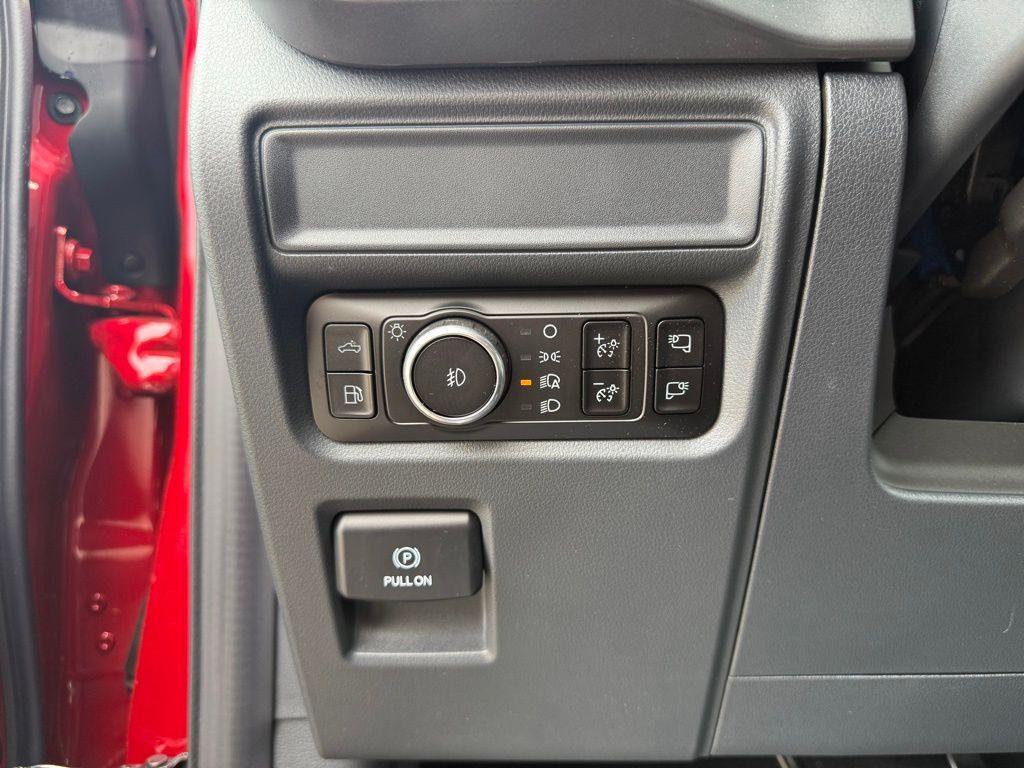 new 2025 Ford F-150 car, priced at $55,684