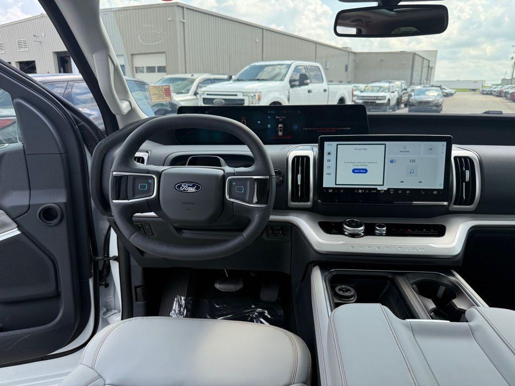 new 2025 Ford Expedition Max car, priced at $71,415