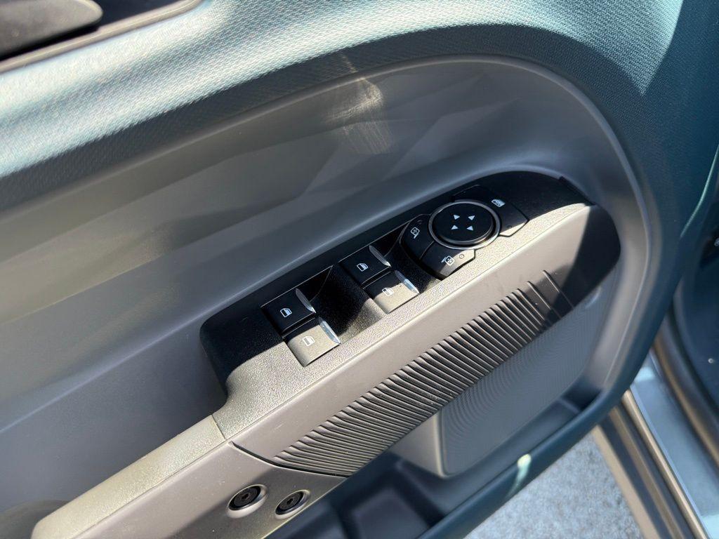 new 2025 Ford Maverick car, priced at $32,985