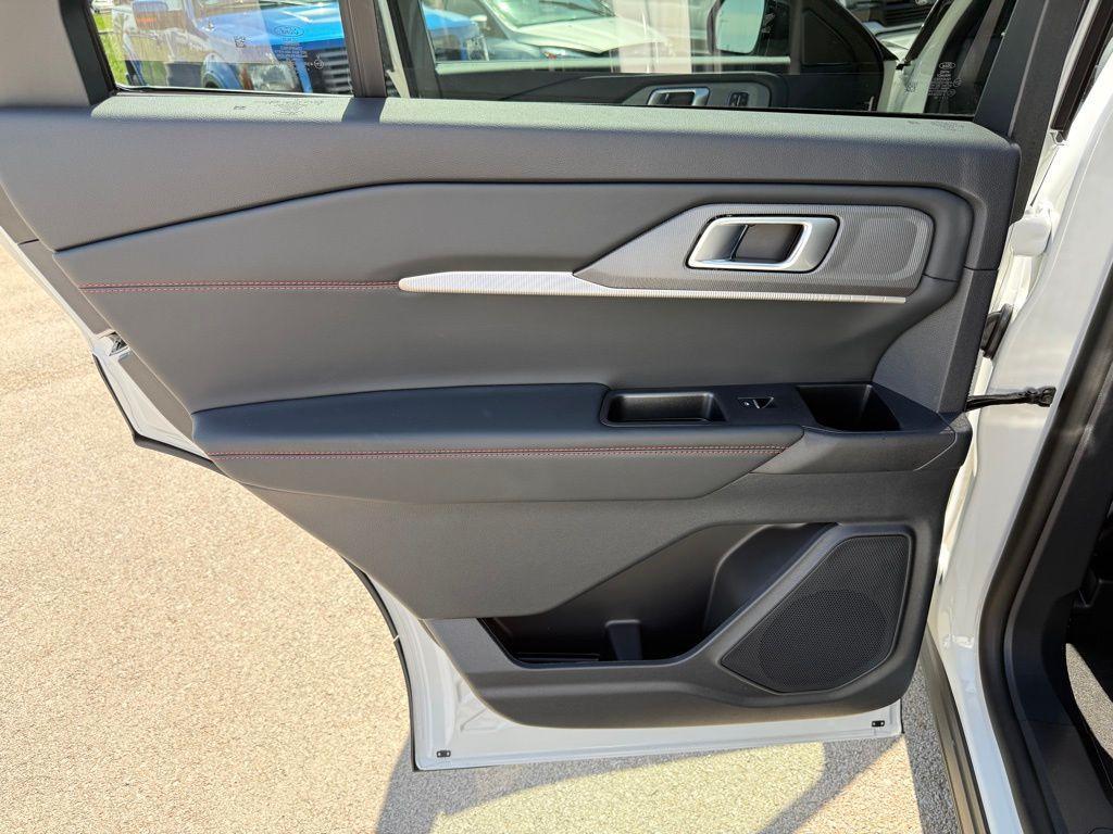 new 2025 Ford Explorer car, priced at $43,992