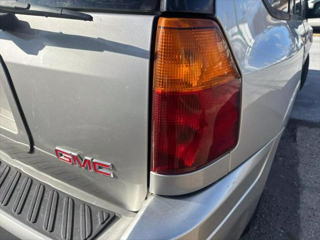 used 2006 GMC Envoy car, priced at $2,900