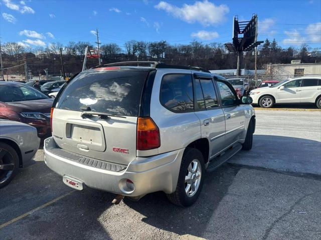 used 2006 GMC Envoy car, priced at $2,900