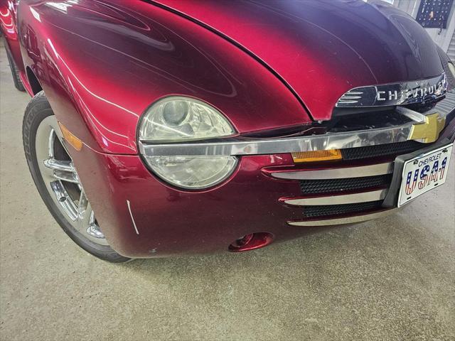 used 2004 Chevrolet SSR car, priced at $15,900