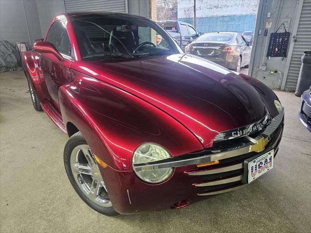 used 2004 Chevrolet SSR car, priced at $15,900