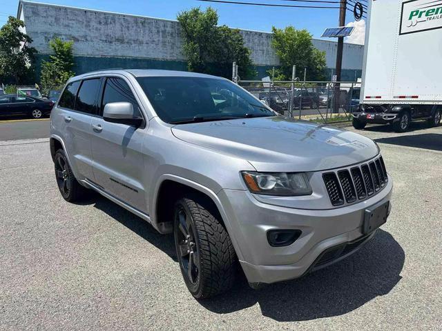 used 2015 Jeep Grand Cherokee car, priced at $10,500