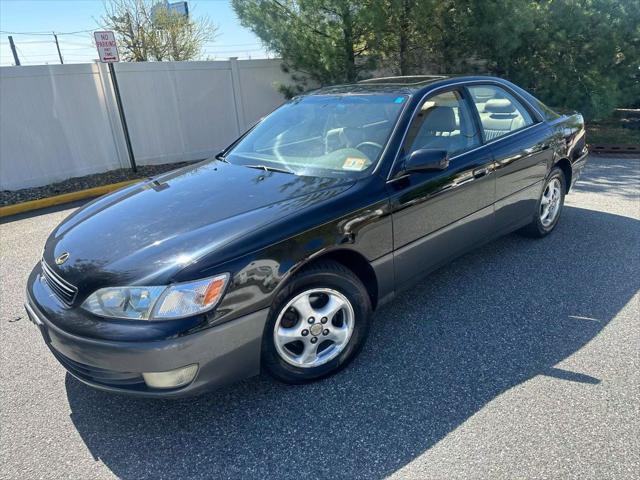 used 1998 Lexus ES 300 car, priced at $2,995