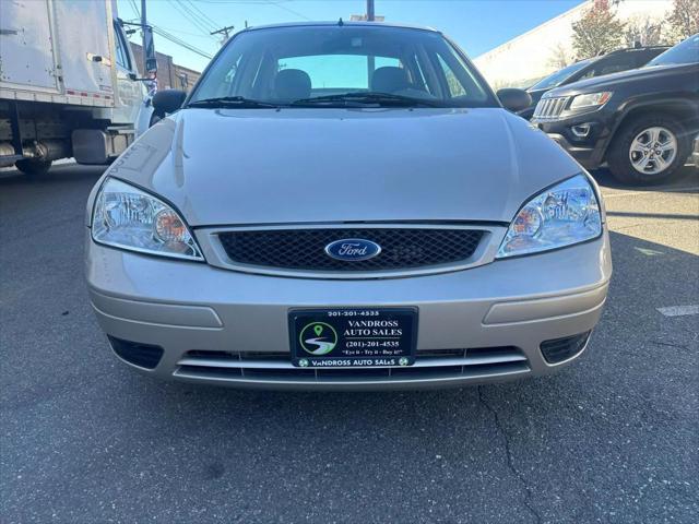 used 2007 Ford Focus car, priced at $2,900