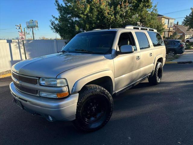 used 2004 Chevrolet Suburban car, priced at $5,900