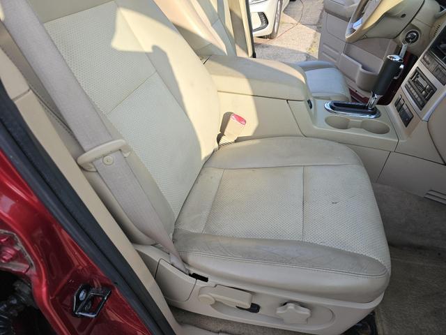 used 2006 Mercury Mountaineer car, priced at $3,900