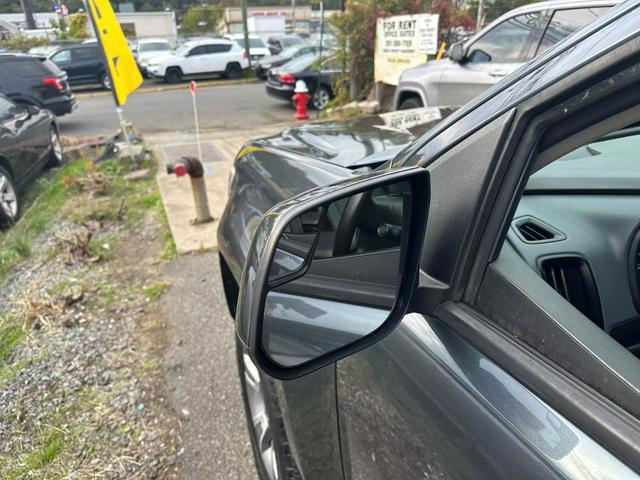 used 2015 Chevrolet Colorado car, priced at $14,995