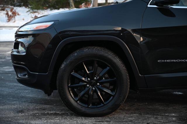 used 2015 Jeep Cherokee car, priced at $15,495