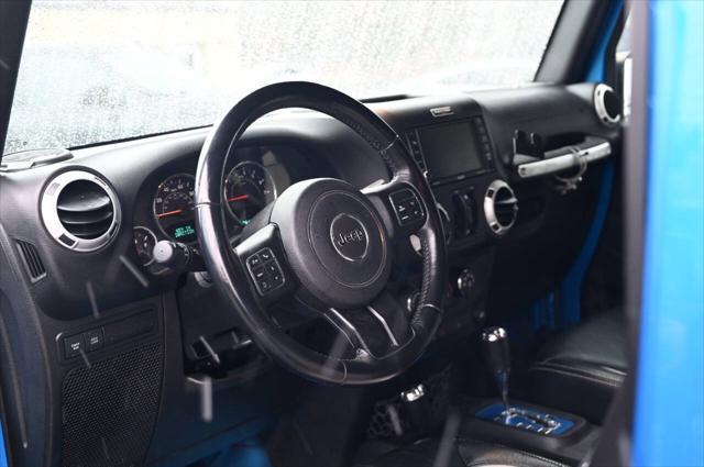 used 2015 Jeep Wrangler Unlimited car, priced at $22,950