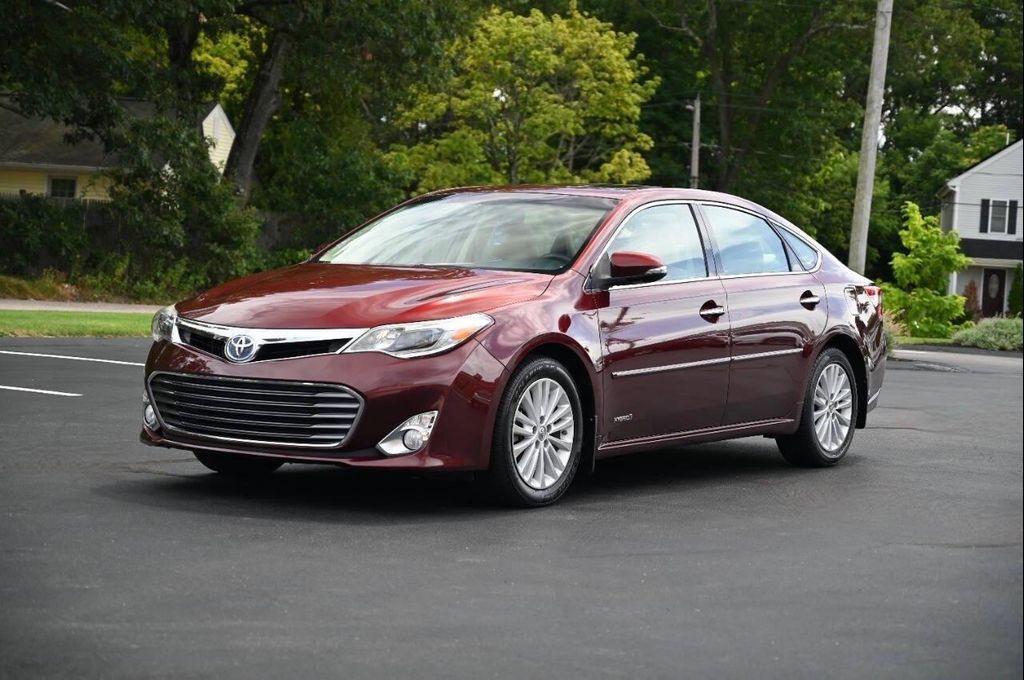 used 2013 Toyota Avalon Hybrid car, priced at $17,490