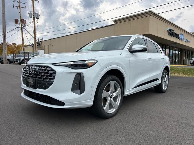 new 2025 Audi Q5 car, priced at $62,080