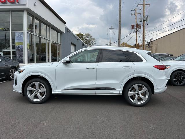 new 2025 Audi Q5 car, priced at $62,080