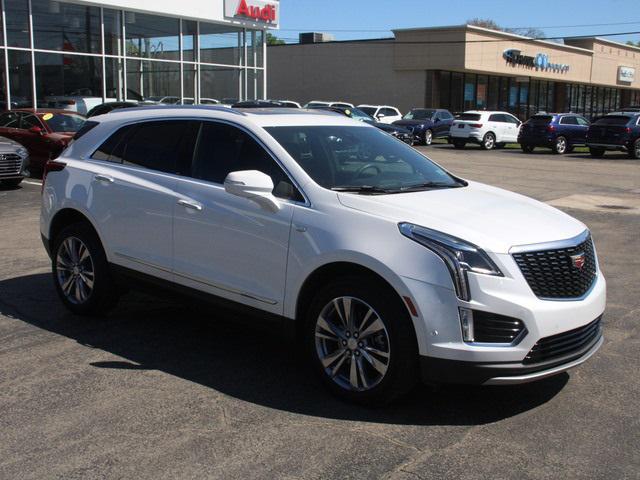 used 2024 Cadillac XT5 car, priced at $47,858