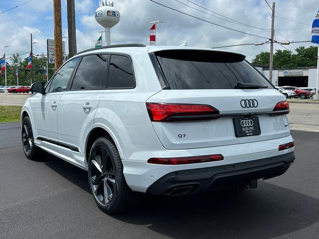 new 2025 Audi Q7 car, priced at $74,810