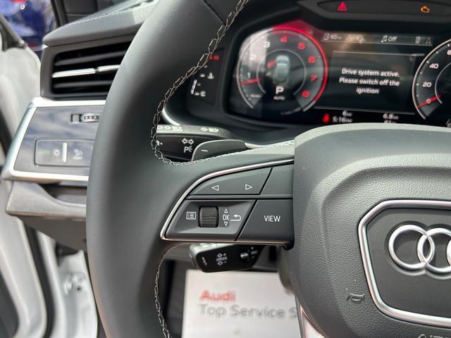 new 2025 Audi Q7 car, priced at $74,810