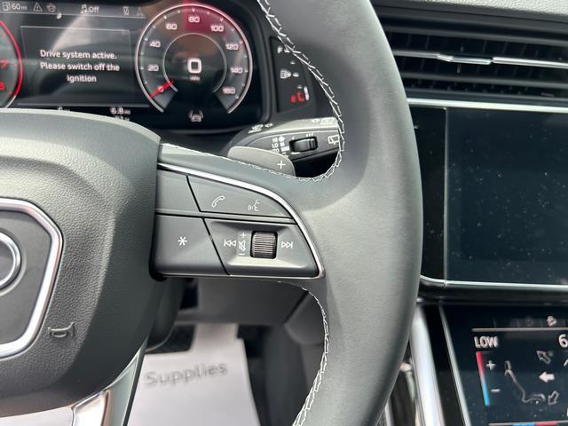 new 2025 Audi Q7 car, priced at $74,810
