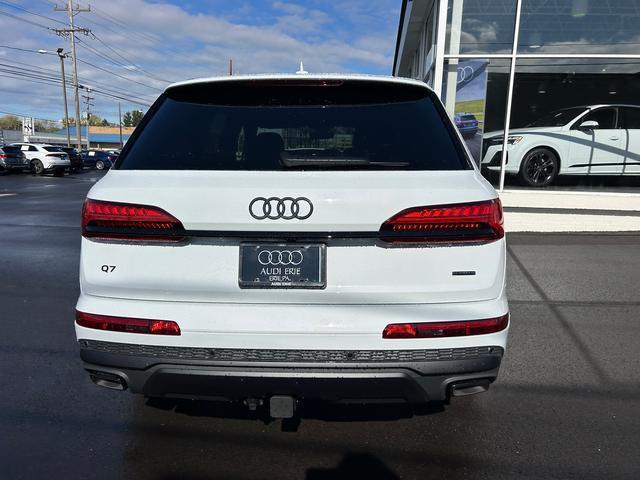 new 2026 Audi Q7 car, priced at $78,445