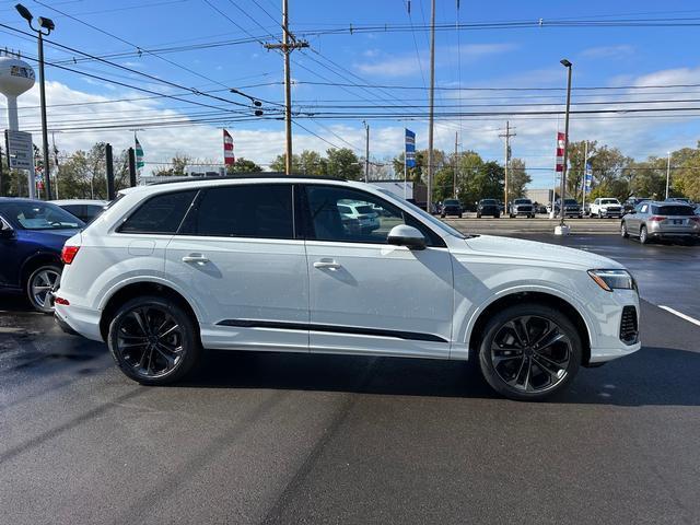 new 2026 Audi Q7 car, priced at $78,445