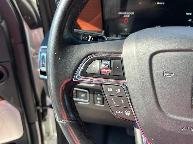 used 2020 Lincoln Navigator car, priced at $40,720
