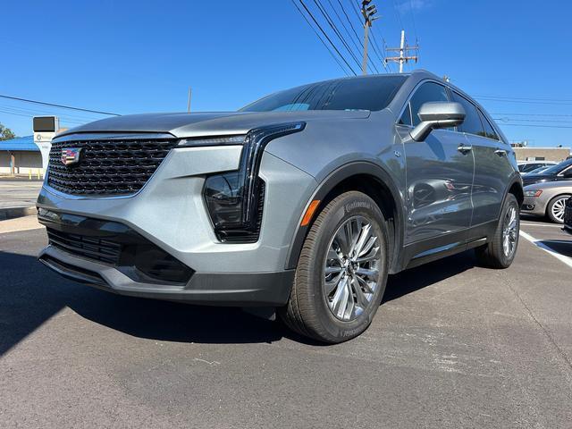 new 2025 Cadillac XT4 car, priced at $47,255