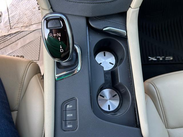 used 2019 Cadillac XT5 car, priced at $18,940