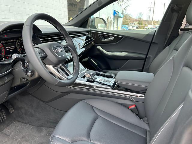 new 2025 Audi Q8 car, priced at $86,615