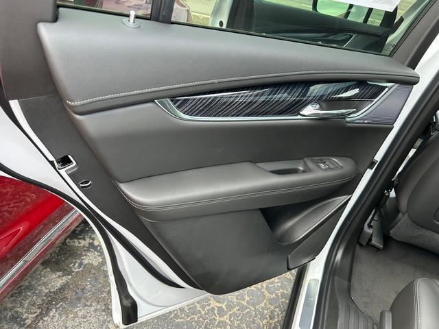 new 2025 Cadillac XT6 car, priced at $65,810