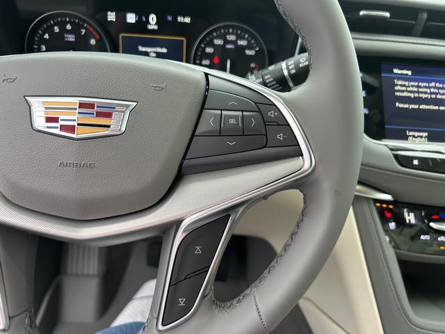 new 2026 Cadillac XT5 car, priced at $60,895