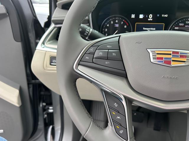 new 2026 Cadillac XT5 car, priced at $60,895