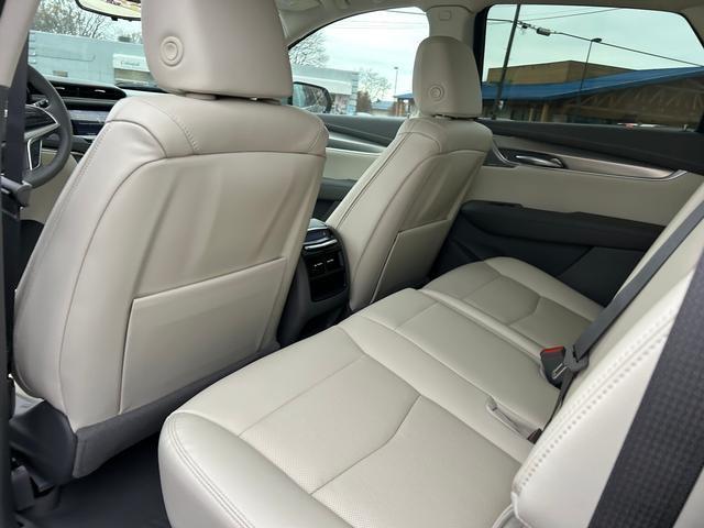 new 2026 Cadillac XT5 car, priced at $60,895