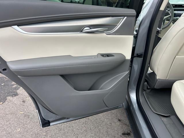 new 2026 Cadillac XT5 car, priced at $60,895