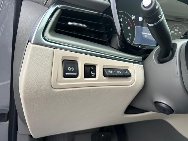 new 2026 Cadillac XT5 car, priced at $60,895