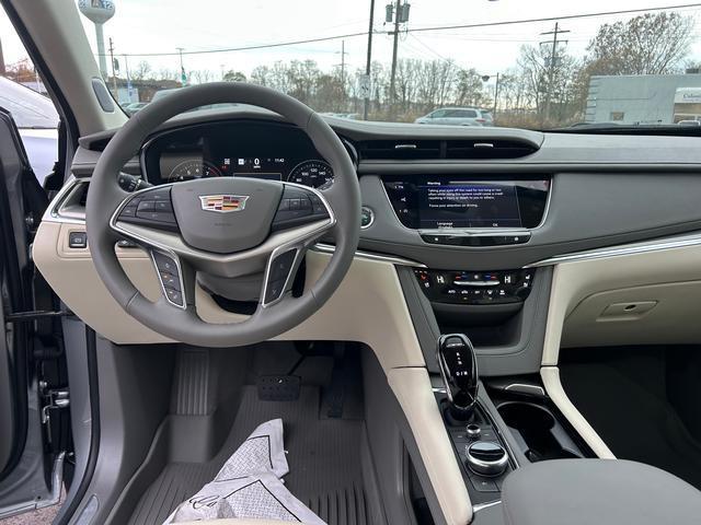 new 2026 Cadillac XT5 car, priced at $60,895