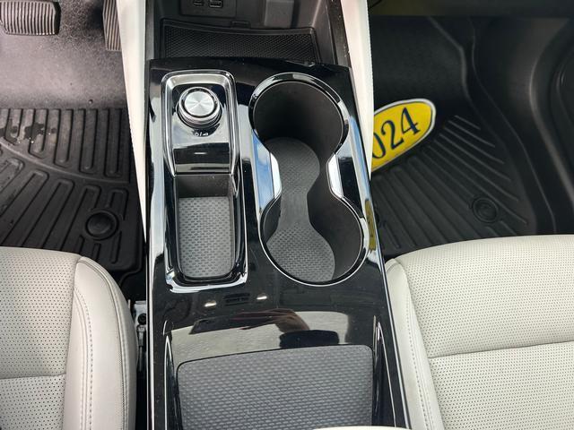 used 2024 Buick Envision car, priced at $39,950