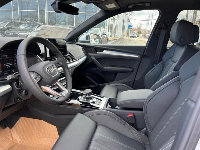 new 2025 Audi Q5 car, priced at $60,330