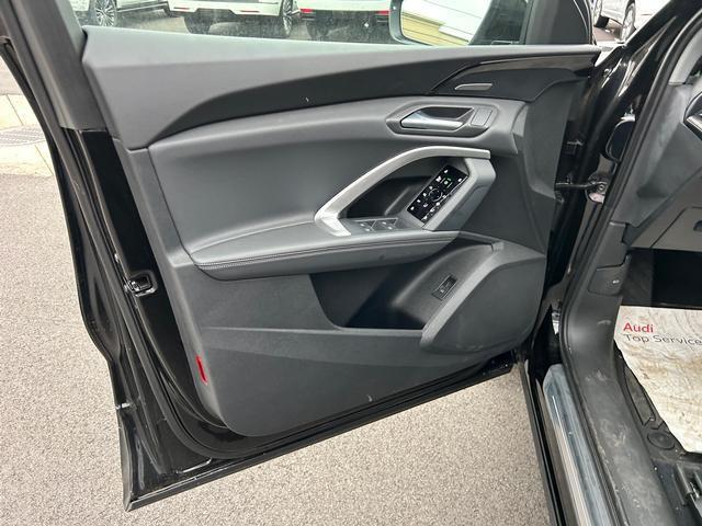 new 2025 Audi Q5 car, priced at $60,975