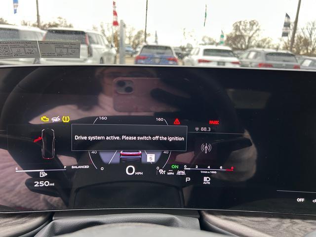 new 2025 Audi Q5 car, priced at $60,975