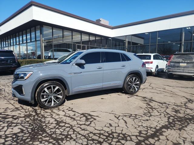 used 2024 Volkswagen Atlas Cross Sport car, priced at $38,950