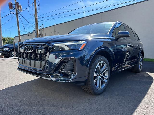 new 2026 Audi Q7 car, priced at $71,045