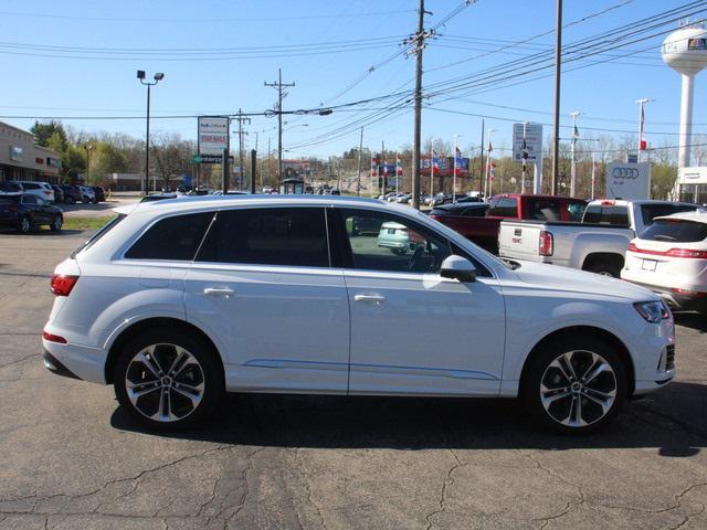 used 2024 Audi Q7 car, priced at $69,950