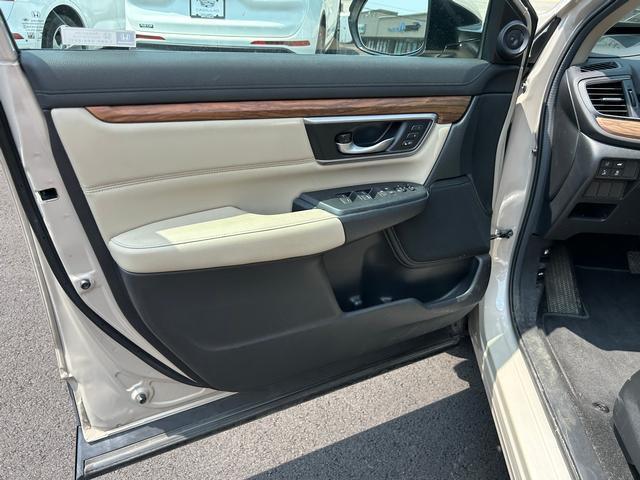 used 2019 Honda CR-V car, priced at $26,450