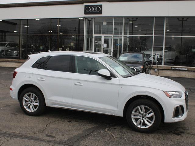 new 2024 Audi Q5 car, priced at $52,590