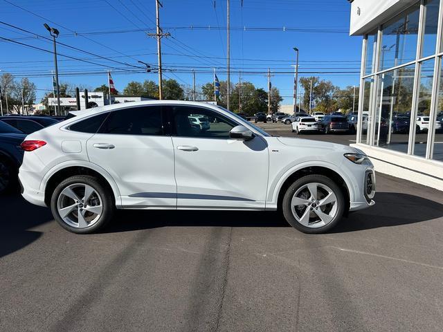 new 2025 Audi Q5 car, priced at $64,180